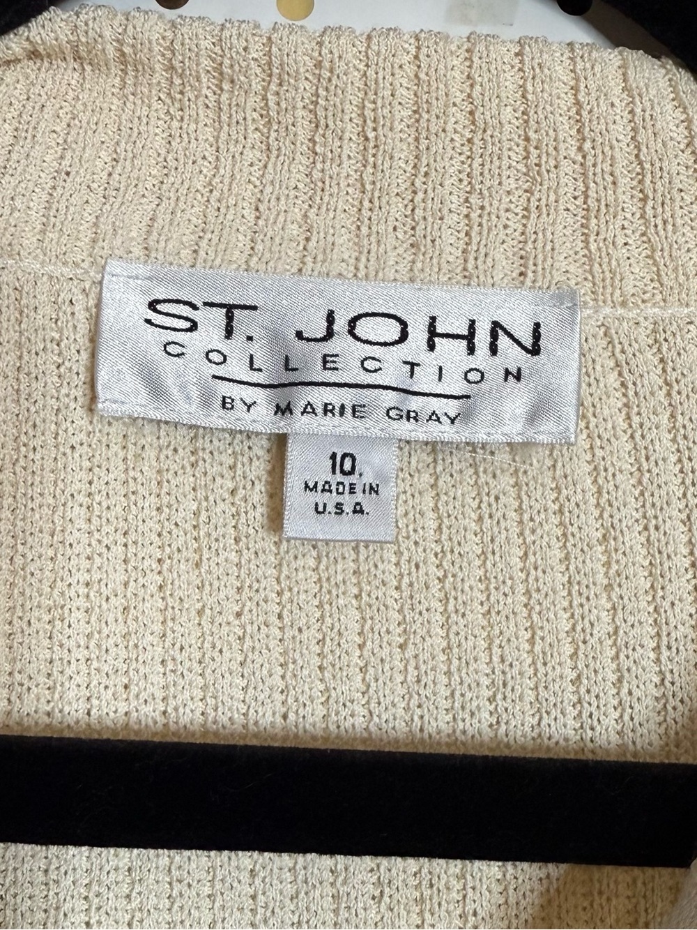 St. John Collection Cream Zip-Front Ribbed Knit Cardigan - Picture 4 of 7